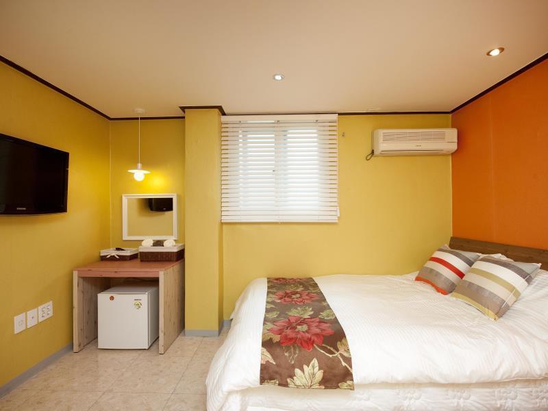 D.H Sinchon Guesthouse Σεούλ Εξωτερικό φωτογραφία